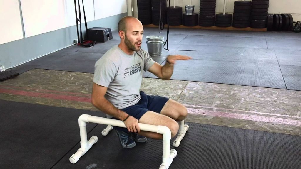 Gymnastics Warmup - L-sit | Crossfit in Los Angeles